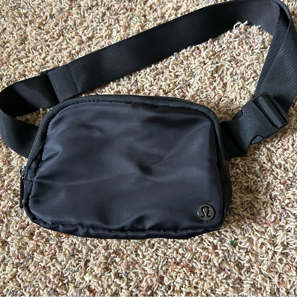 SOLD Lululemon Crossbody Bag